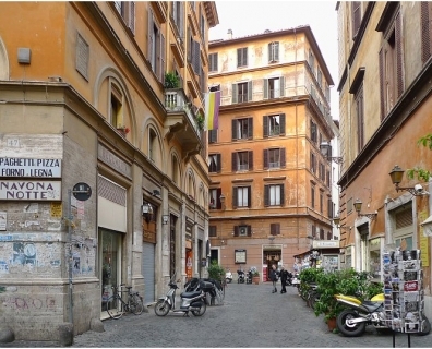 Rome – A city of fascinating juxtaposition